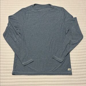 Vuori Men's Small Blue Long Sleeve Shirt